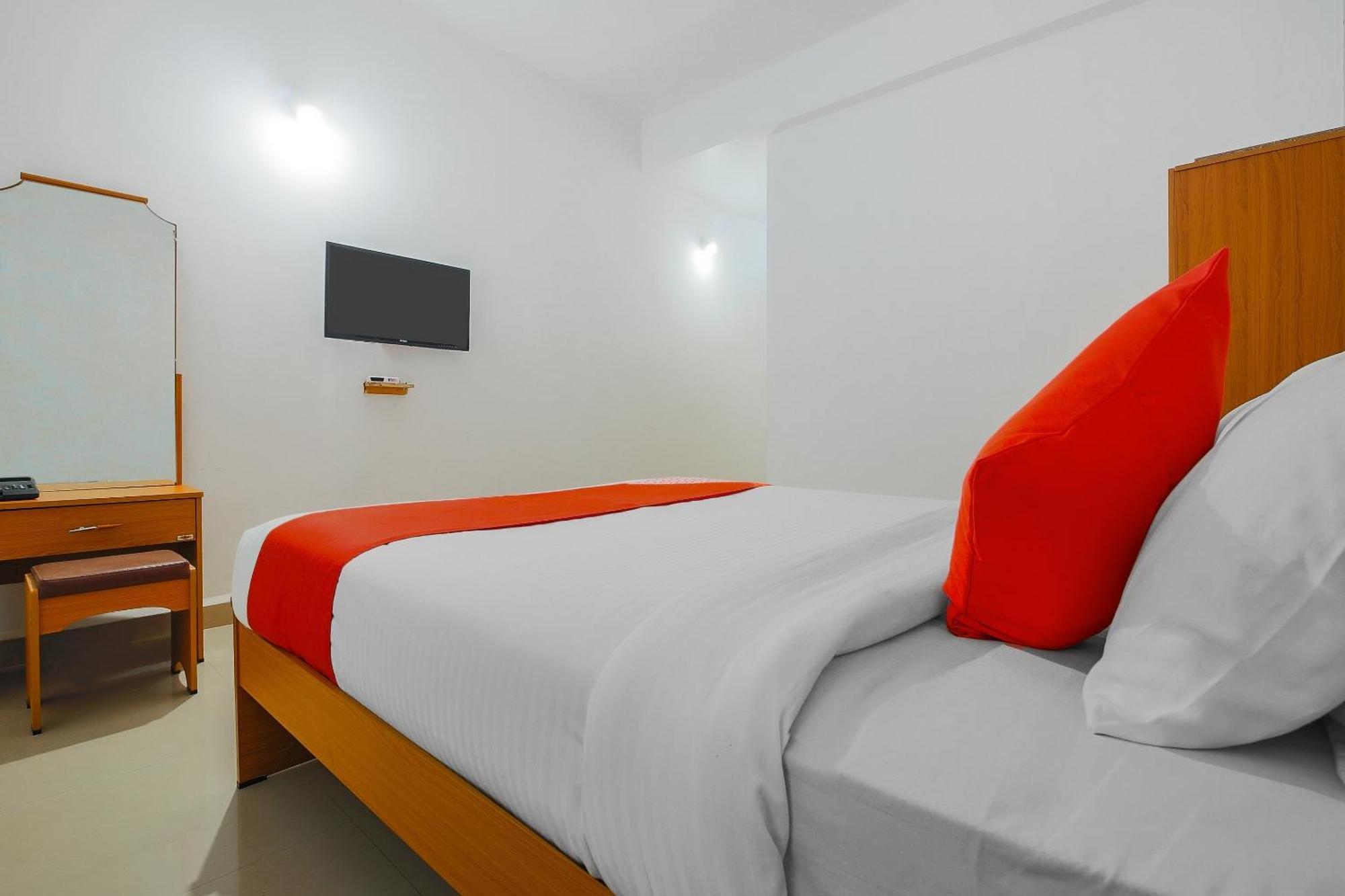 Super Hotel O The Goan Courtyard Colva Buitenkant foto